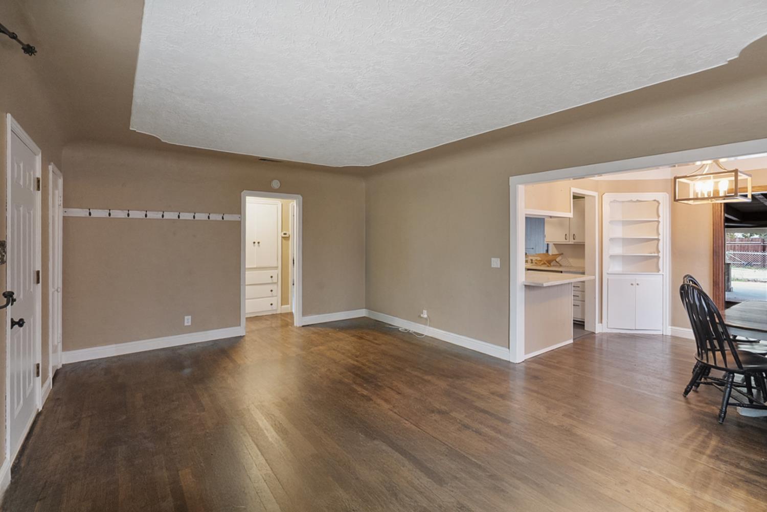 126 Wilson Ave, Modesto, CA 95354