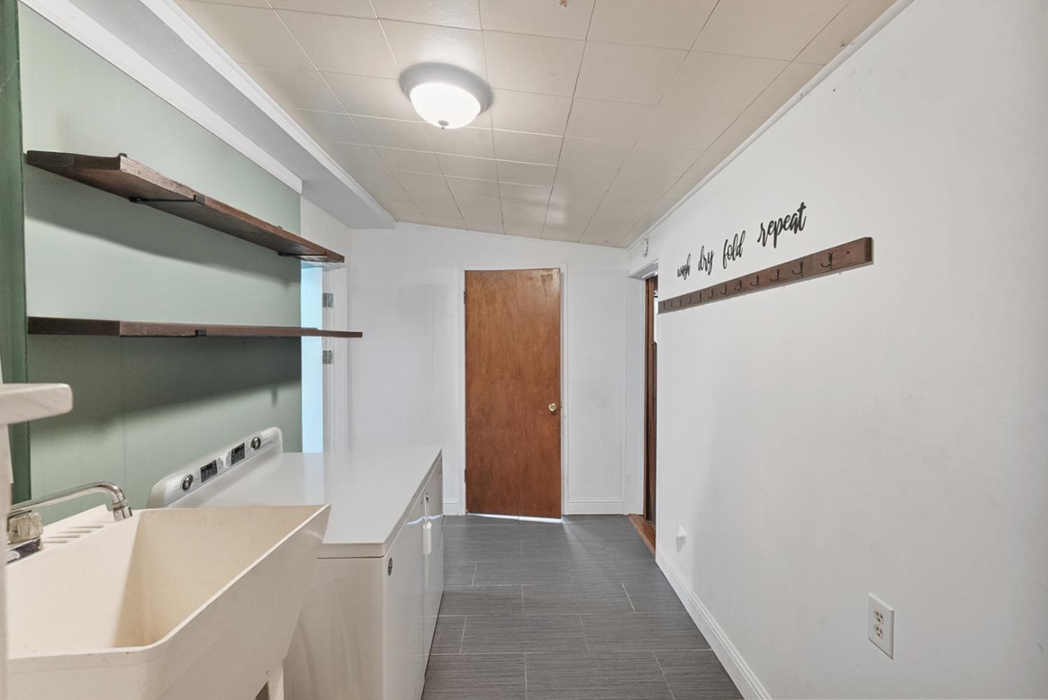 126 Wilson Ave, Modesto, CA 95354