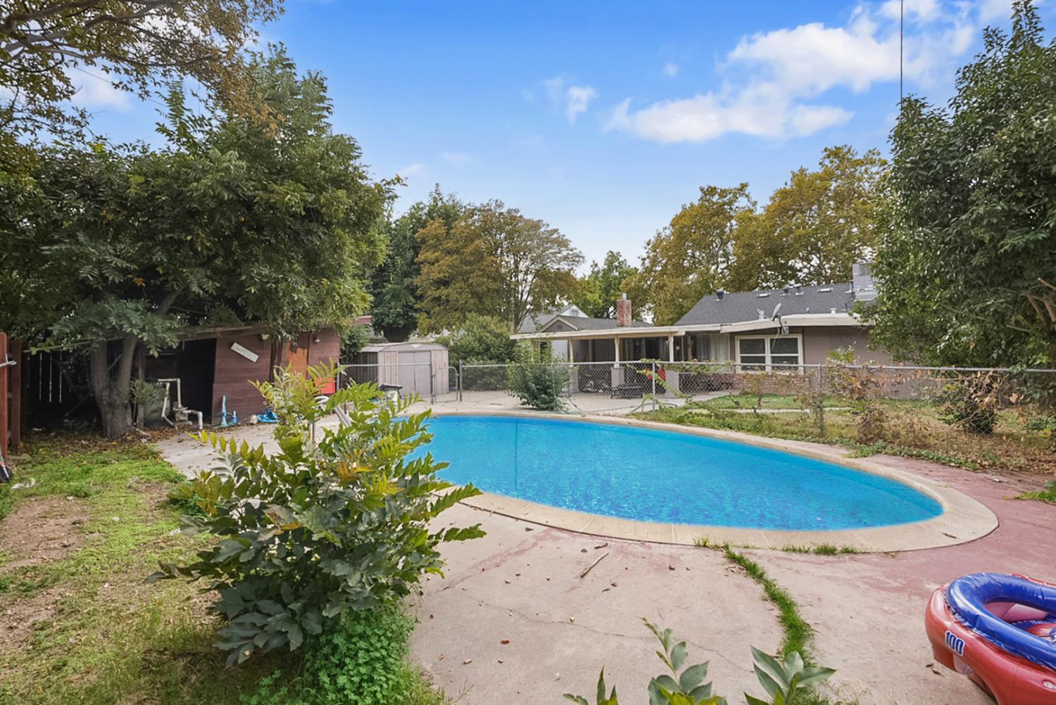 126 Wilson Ave, Modesto, CA 95354