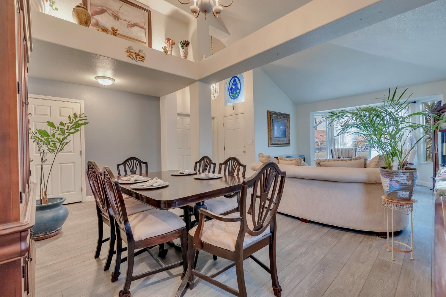 1801 Chapman Ct, Los Banos, CA 93635