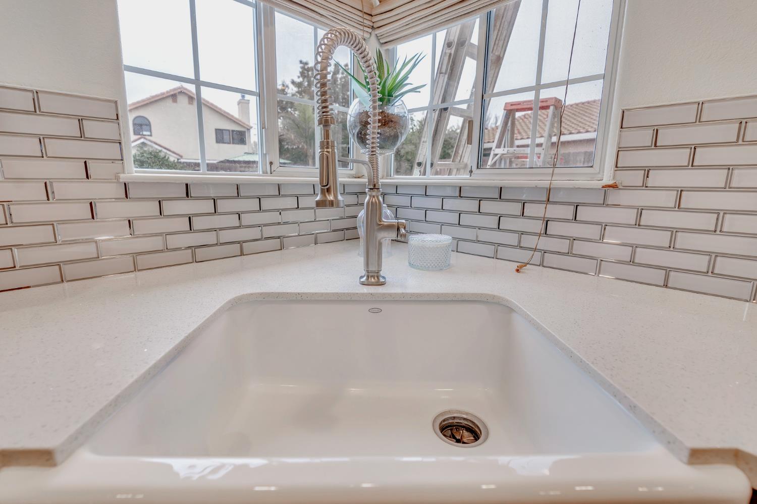 1801 Chapman Ct, Los Banos, CA 93635