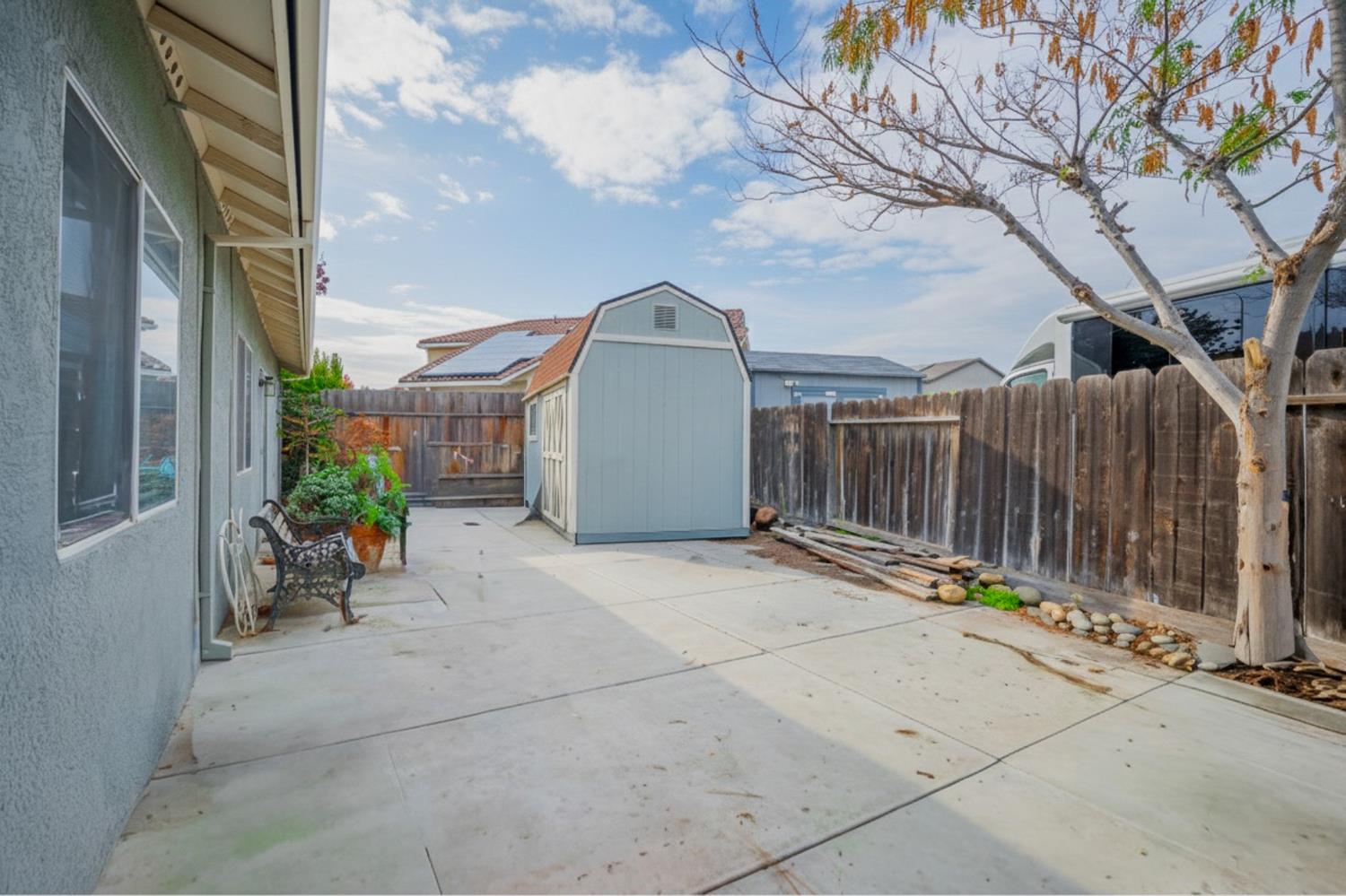 1801 Chapman Ct, Los Banos, CA 93635