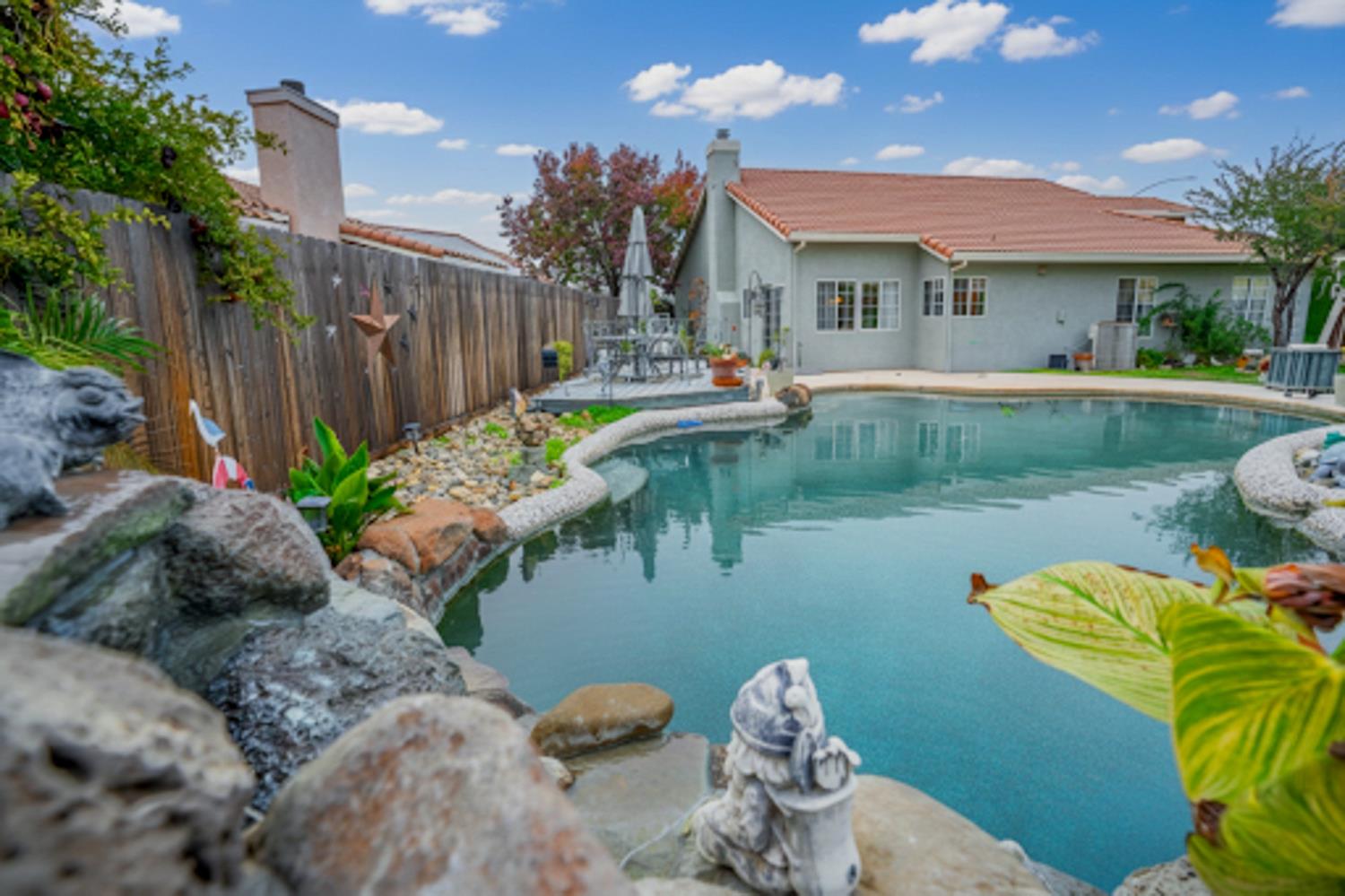 1801 Chapman Ct, Los Banos, CA 93635