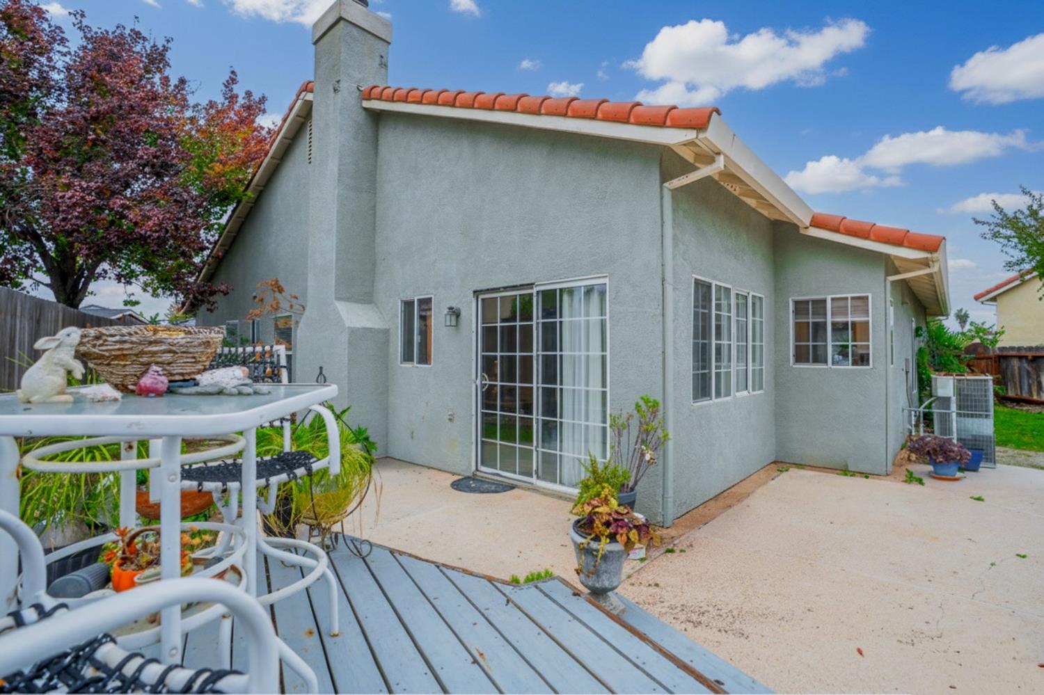 1801 Chapman Ct, Los Banos, CA 93635