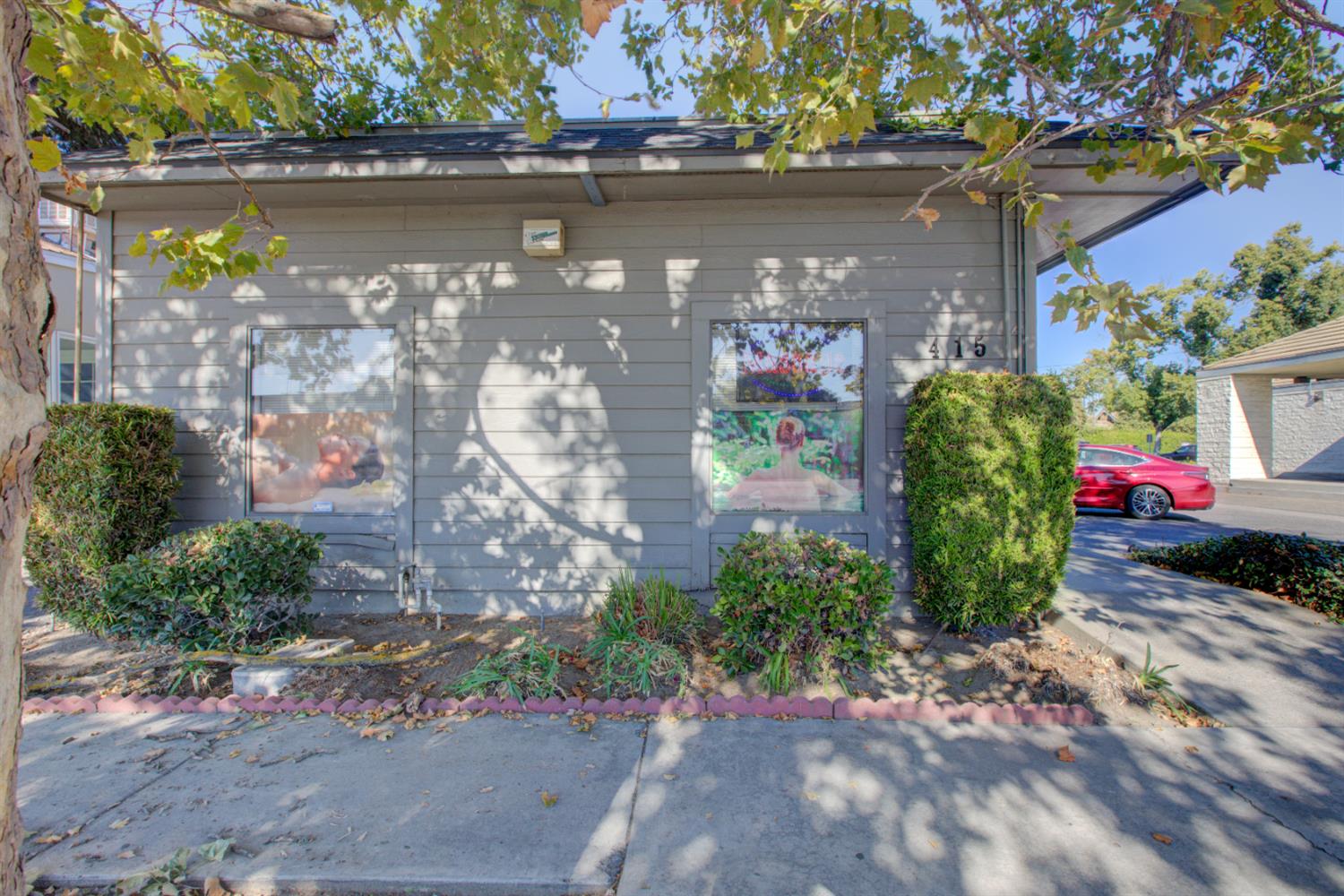 415 E Olive Ave, Turlock, CA 95380