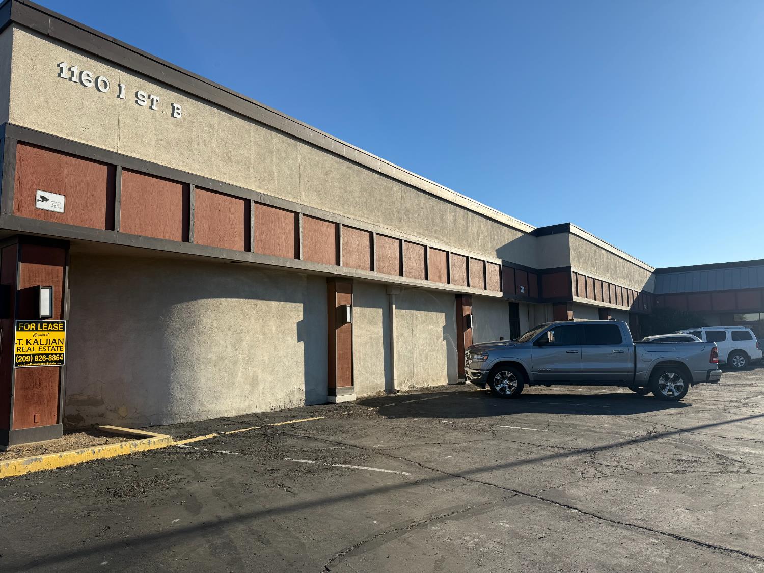 1106 I St, Los Banos, CA 93635