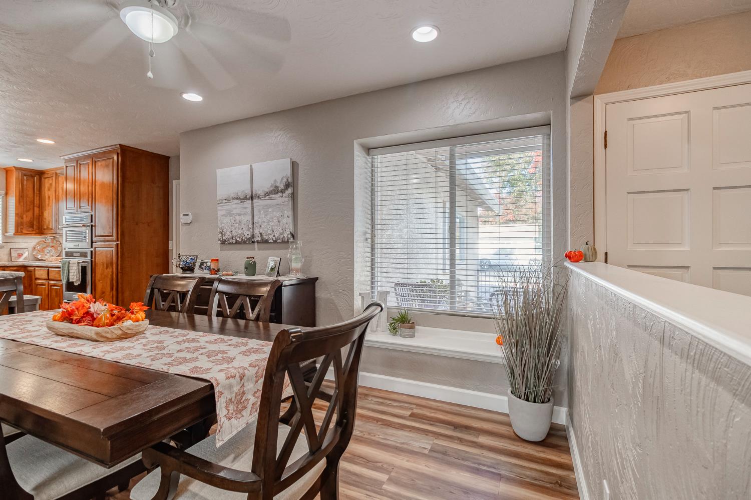 1512 Kruger Dr, Modesto, CA 95355