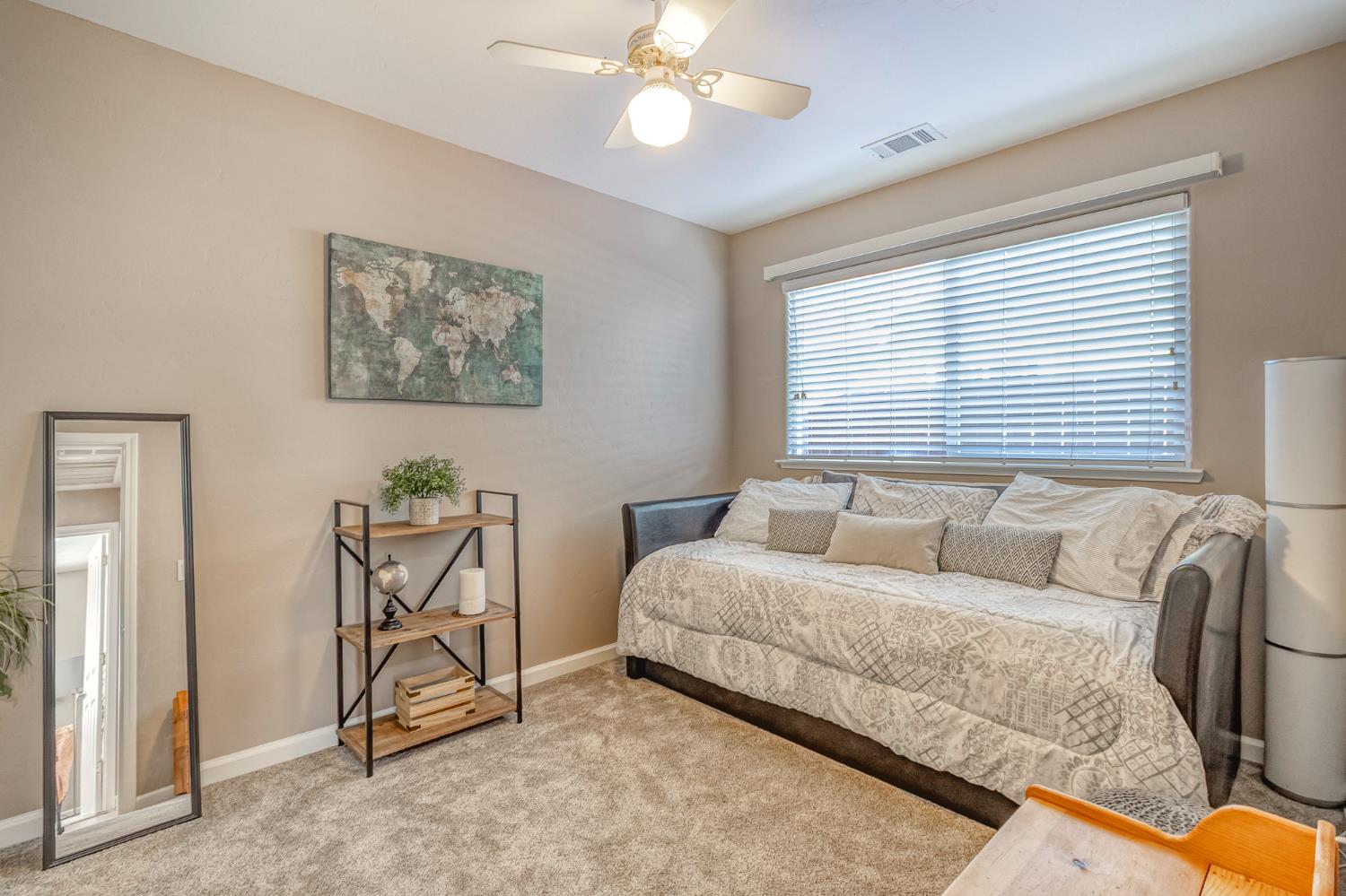 1512 Kruger Dr, Modesto, CA 95355