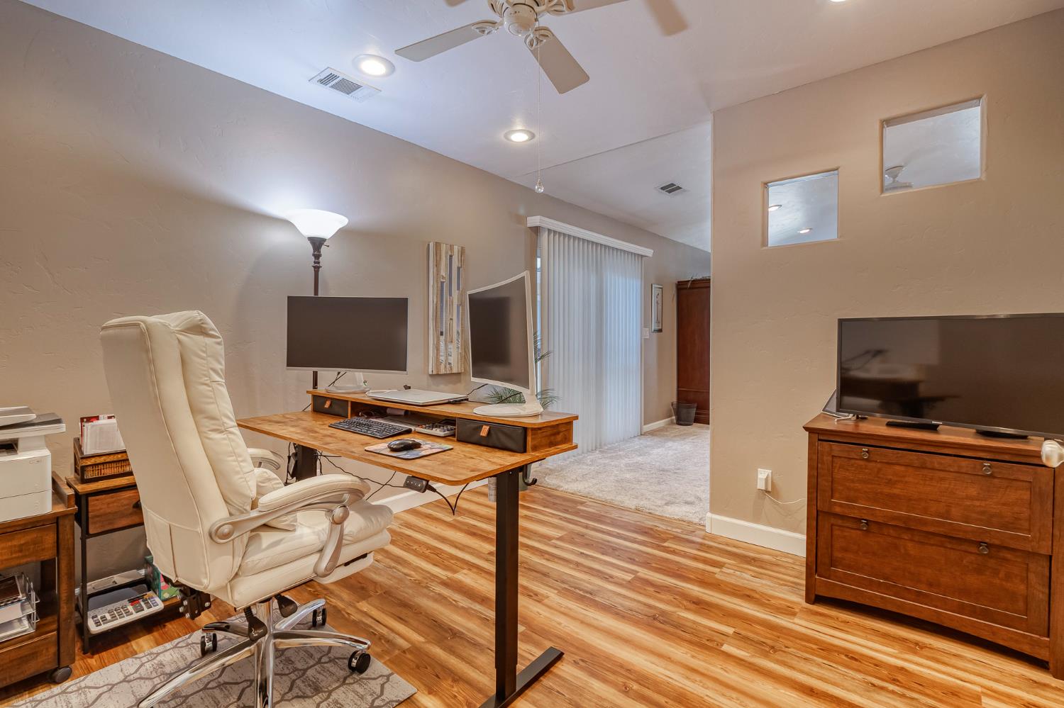 1512 Kruger Dr, Modesto, CA 95355