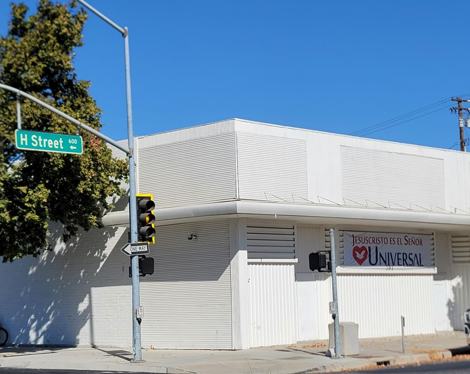 701 H St, Modesto, CA 95354