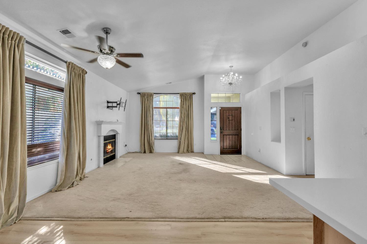 1080 Zumstein Dr, Ripon, CA 95366