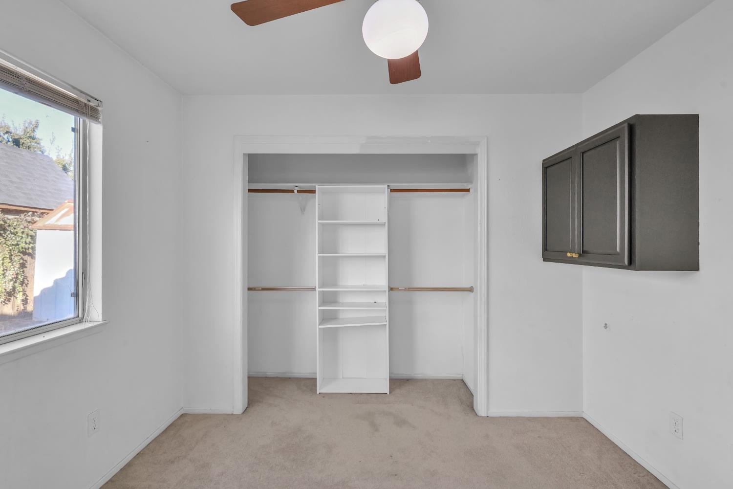 1080 Zumstein Dr, Ripon, CA 95366