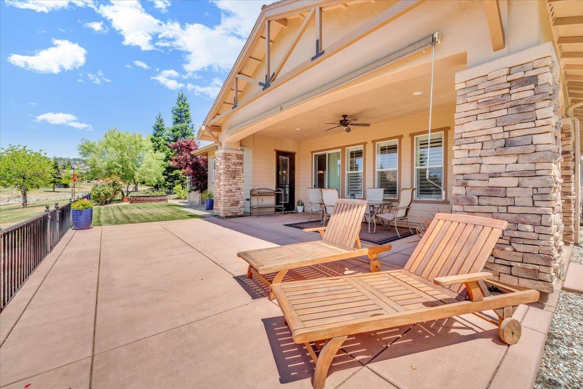 135 Glen View Ct, Copperopolis, CA 95228