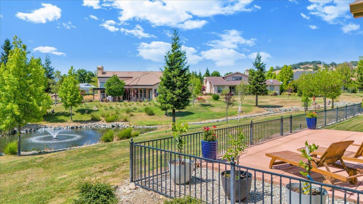 135 Glen View Ct, Copperopolis, CA 95228