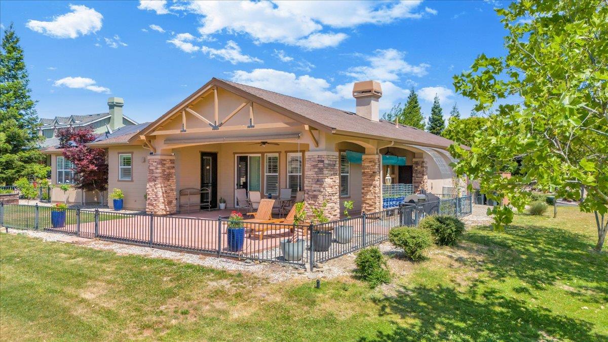 135 Glen View Ct, Copperopolis, CA 95228