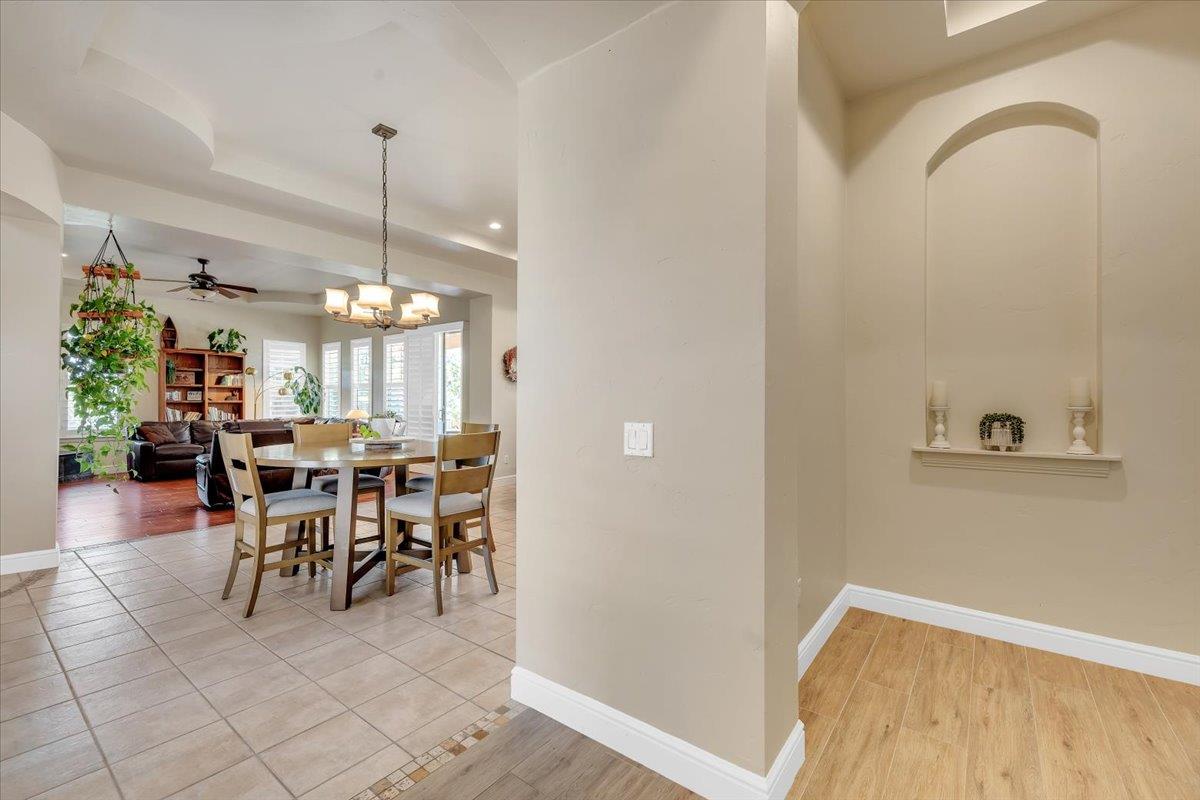 135 Glen View Ct, Copperopolis, CA 95228