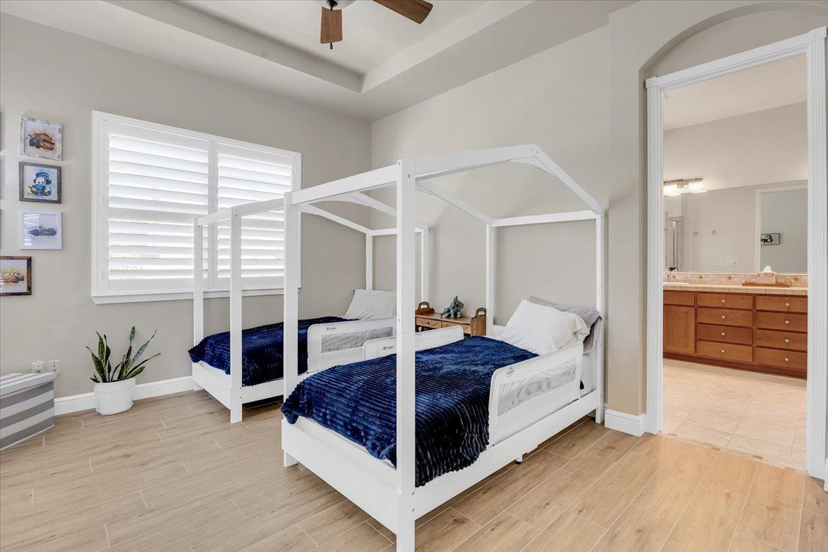 135 Glen View Ct, Copperopolis, CA 95228