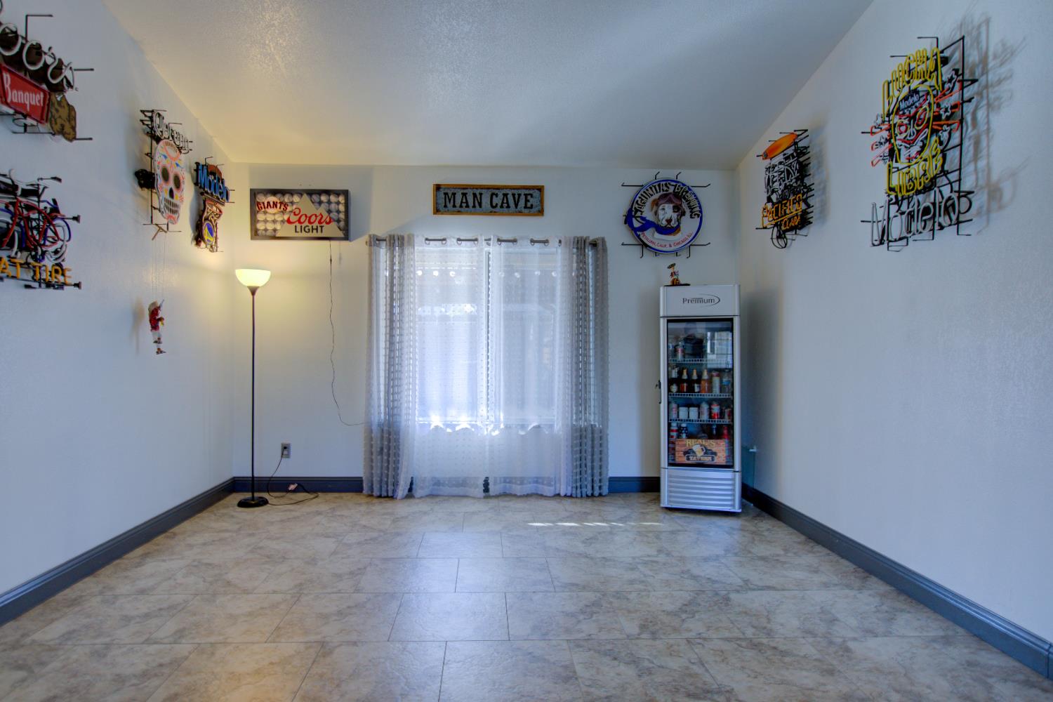 604 Kinshire Way, Patterson, CA 95363