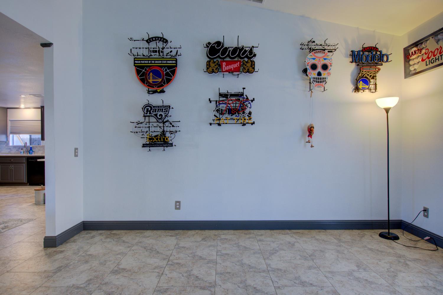 604 Kinshire Way, Patterson, CA 95363