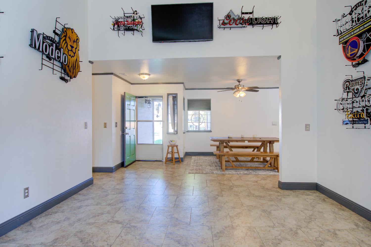 604 Kinshire Way, Patterson, CA 95363