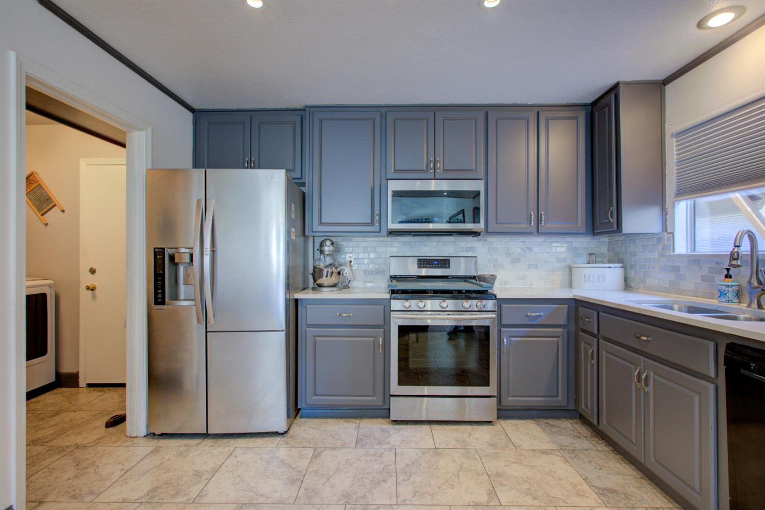 604 Kinshire Way, Patterson, CA 95363