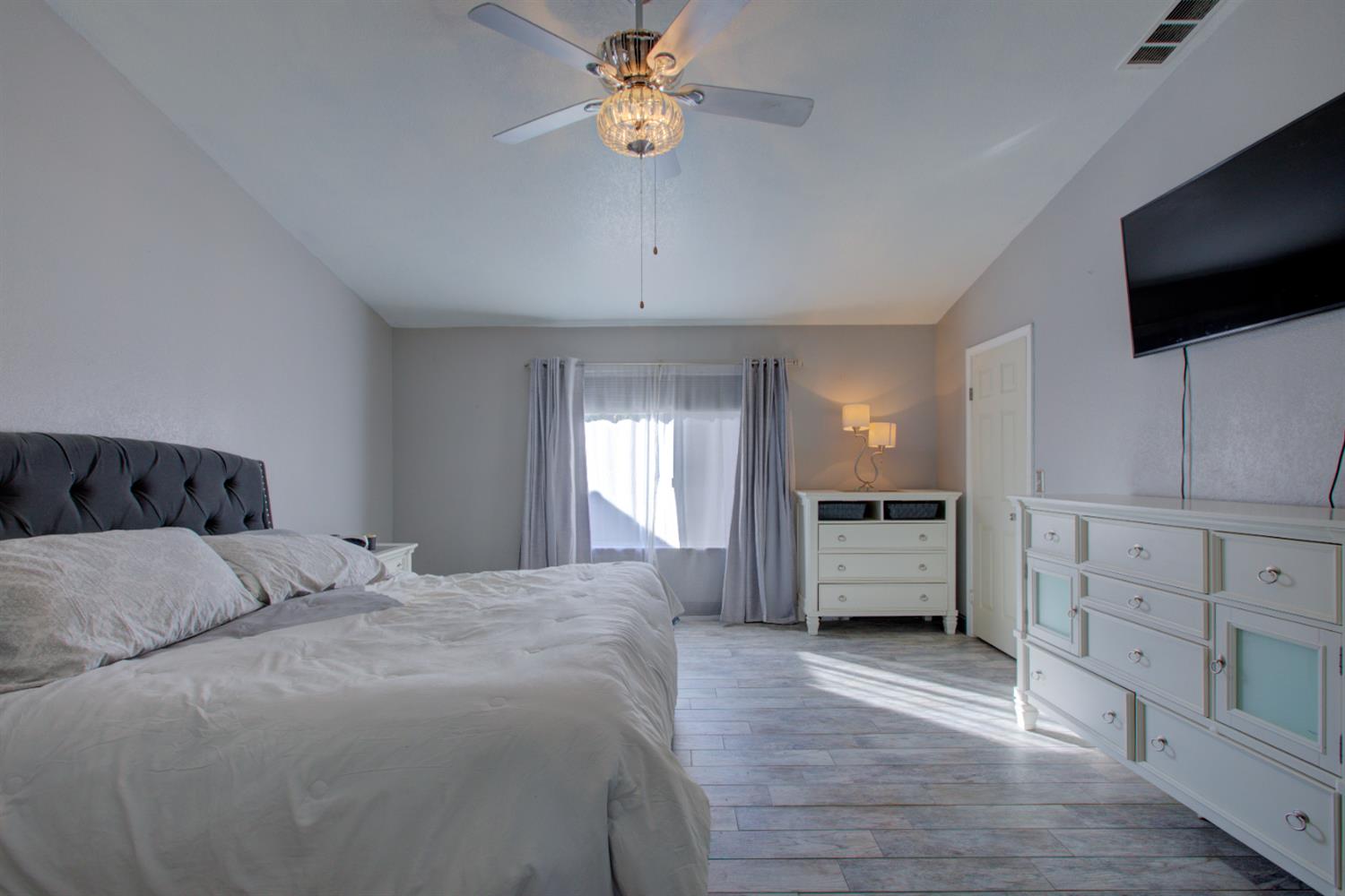 604 Kinshire Way, Patterson, CA 95363