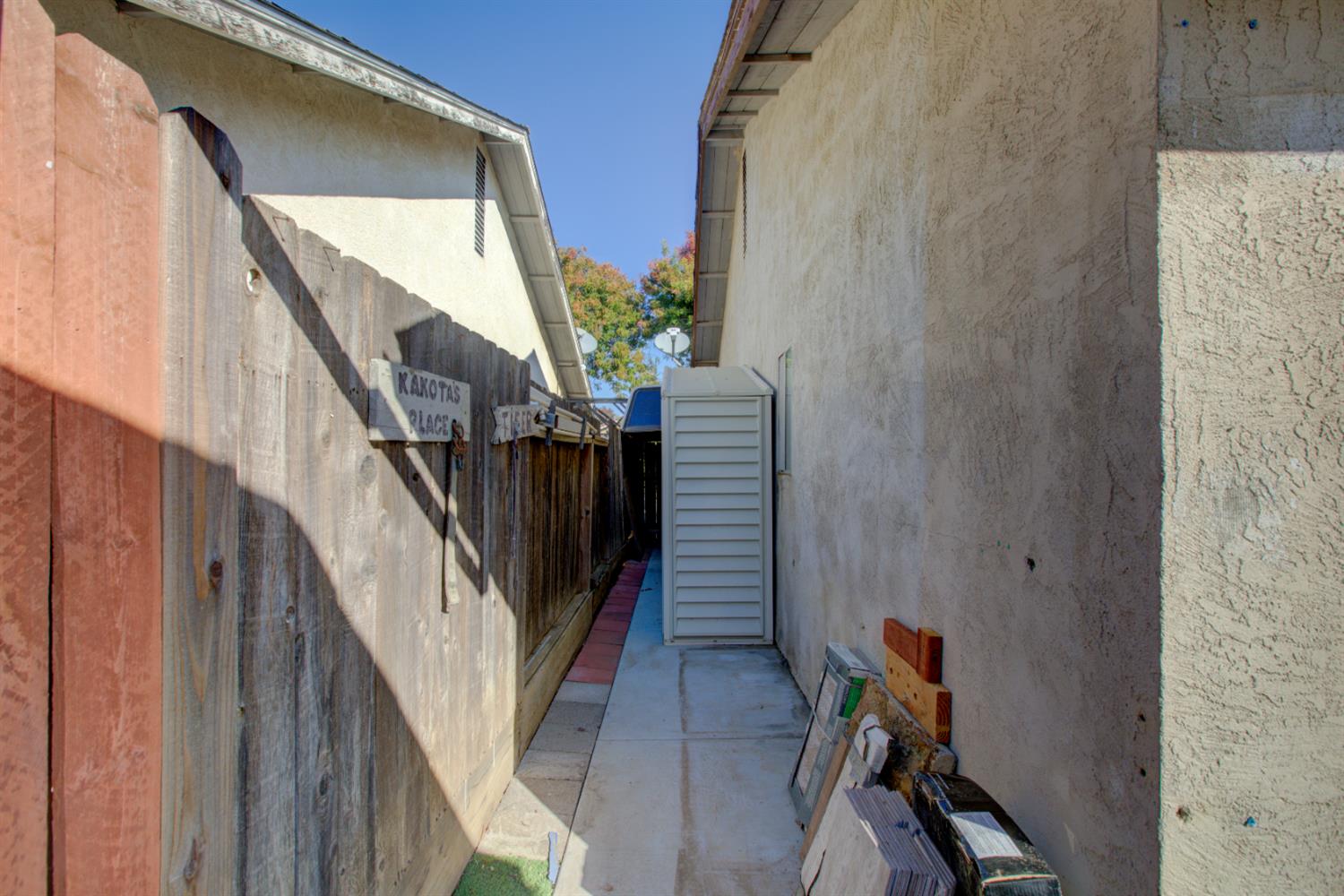 604 Kinshire Way, Patterson, CA 95363