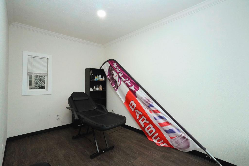 1009 McHenry Ave, Modesto, CA 95350