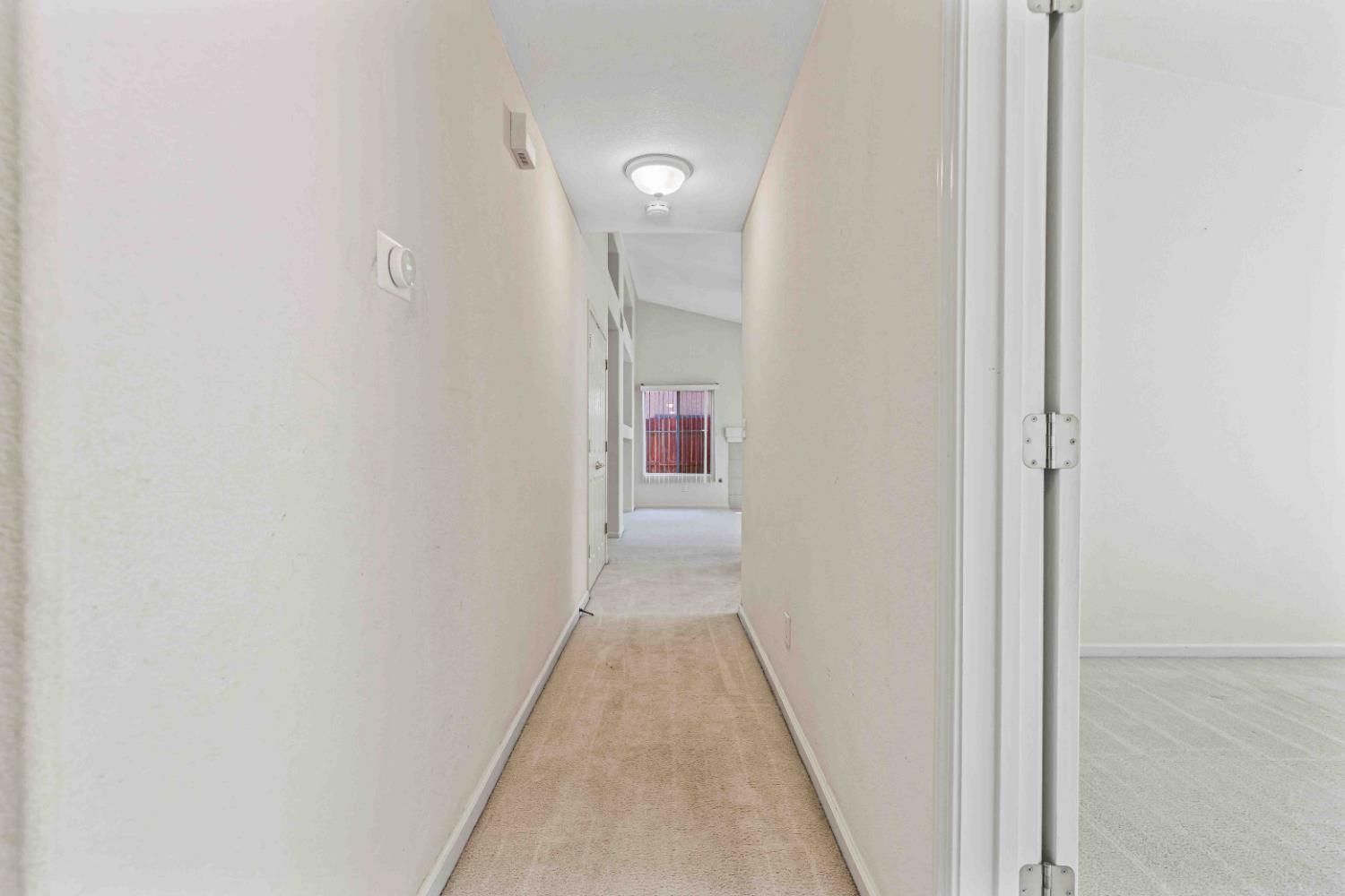 621 Vine St, Los Banos, CA 93635