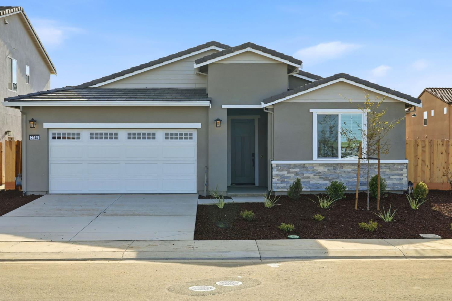 2244 Controllata St, Manteca, CA 95337