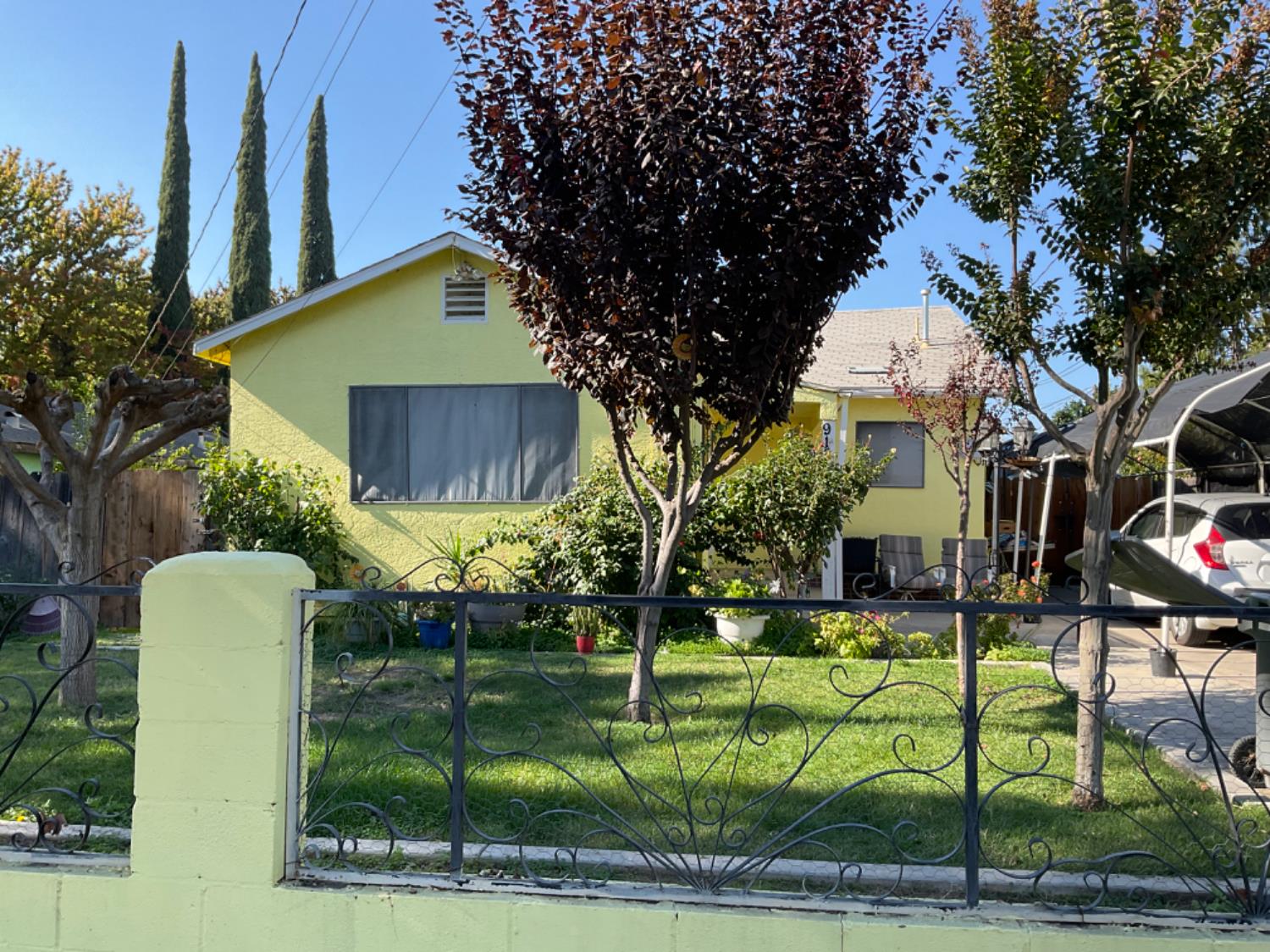 915 R St, Merced, CA 95341