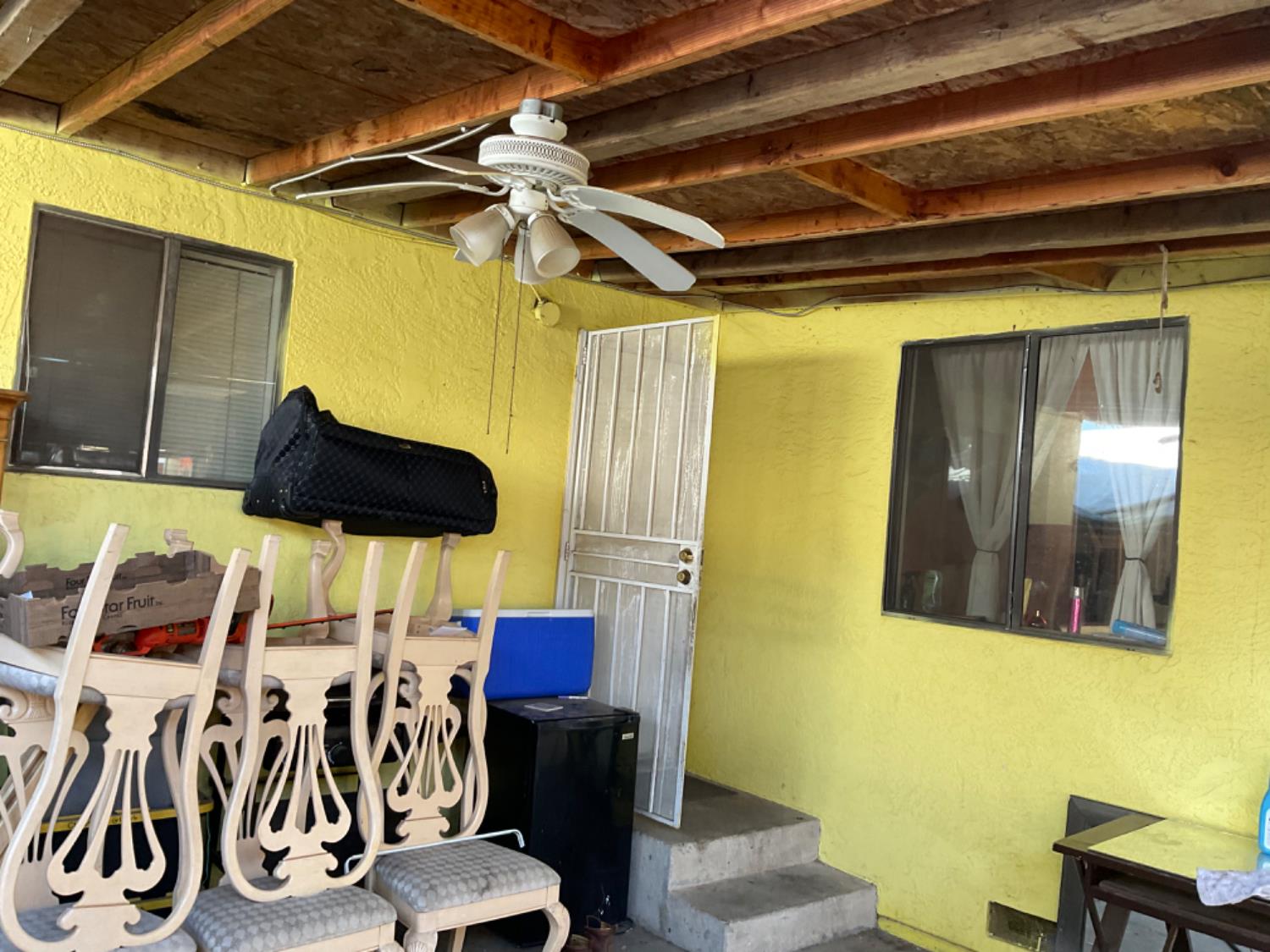 915 R St, Merced, CA 95341