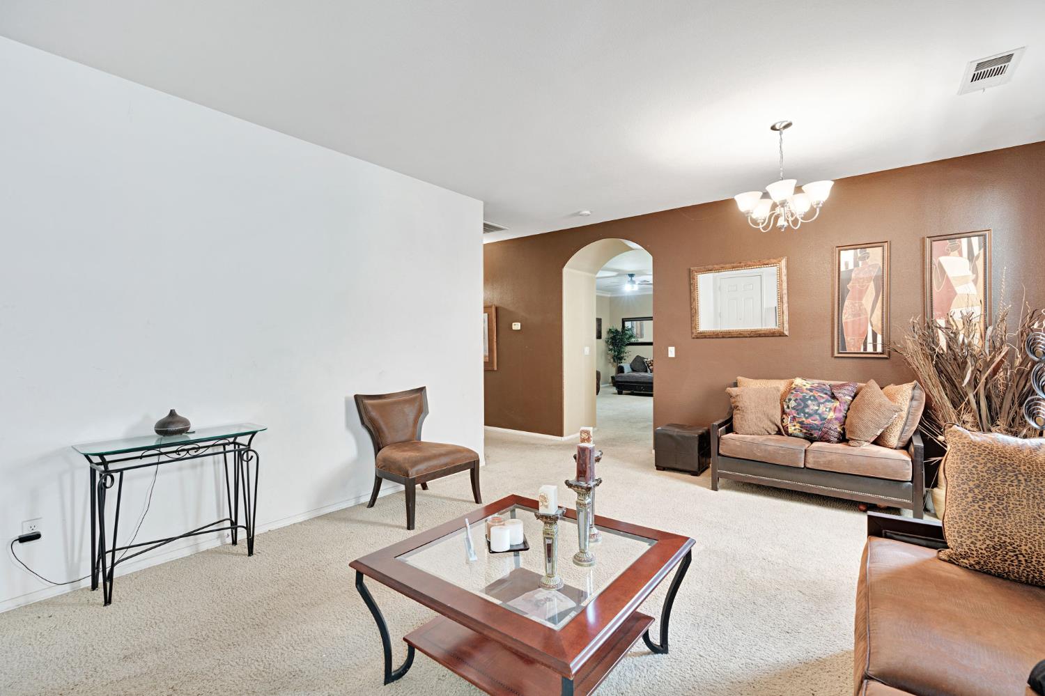 6615 Cetti Ave, Fresno, CA 93727