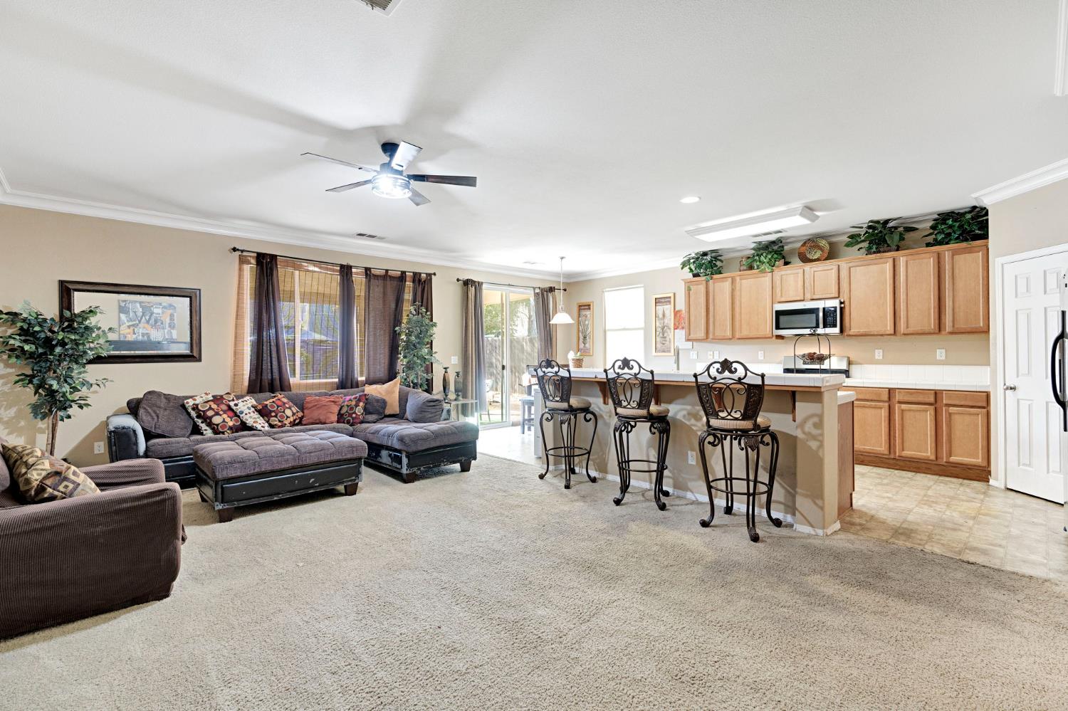 6615 Cetti Ave, Fresno, CA 93727