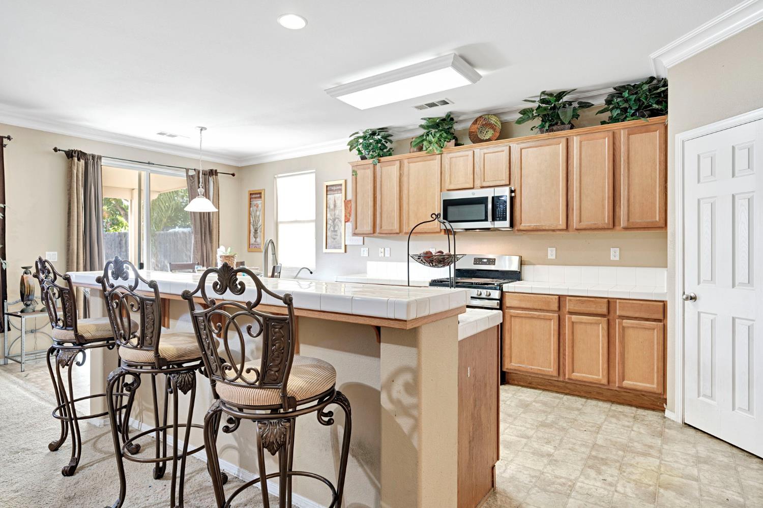 6615 Cetti Ave, Fresno, CA 93727