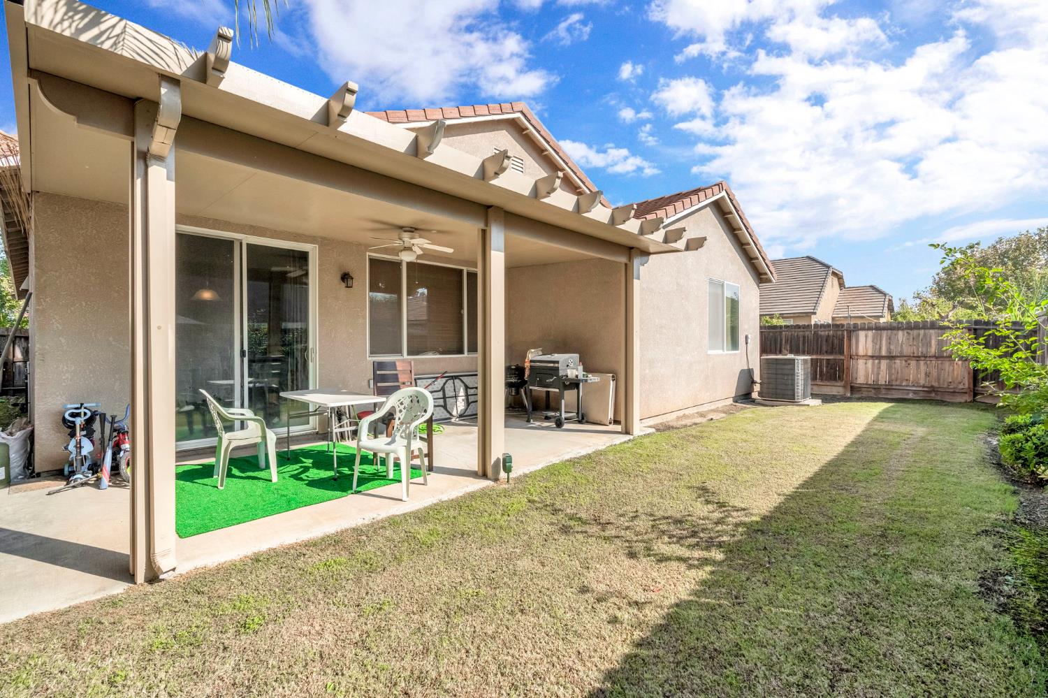 6615 Cetti Ave, Fresno, CA 93727