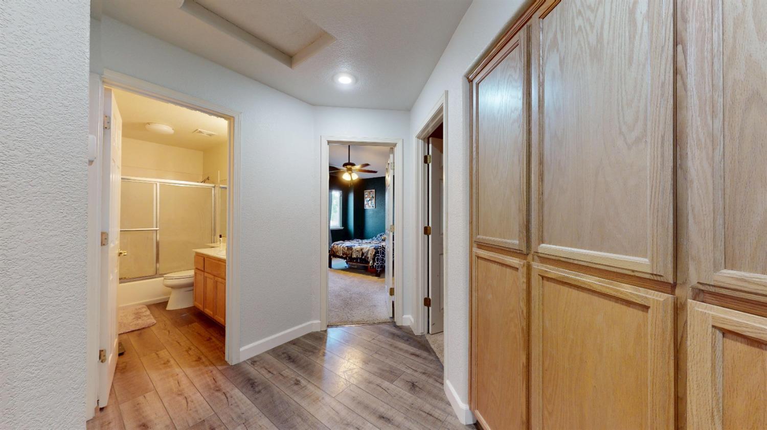 1708 Via Milano Ct, Gustine, CA 95322