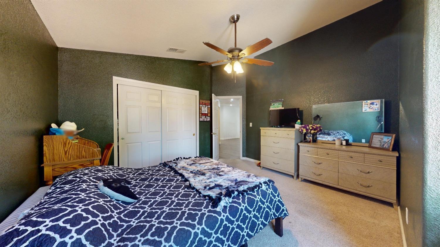 1708 Via Milano Ct, Gustine, CA 95322