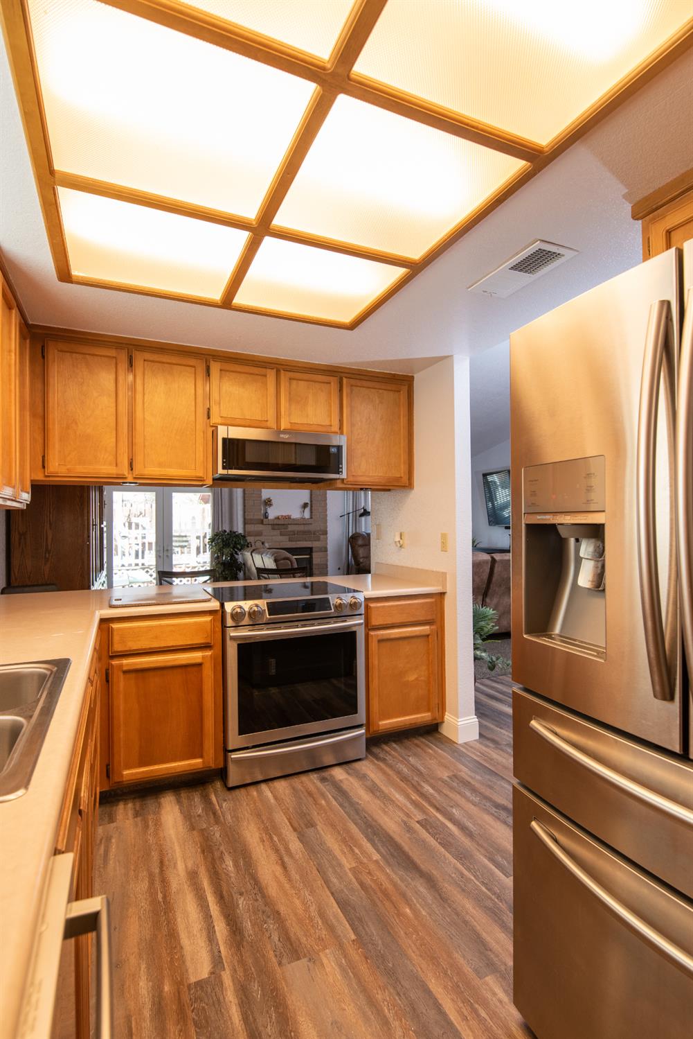 301 Goldrun Dr, Modesto, CA 95354