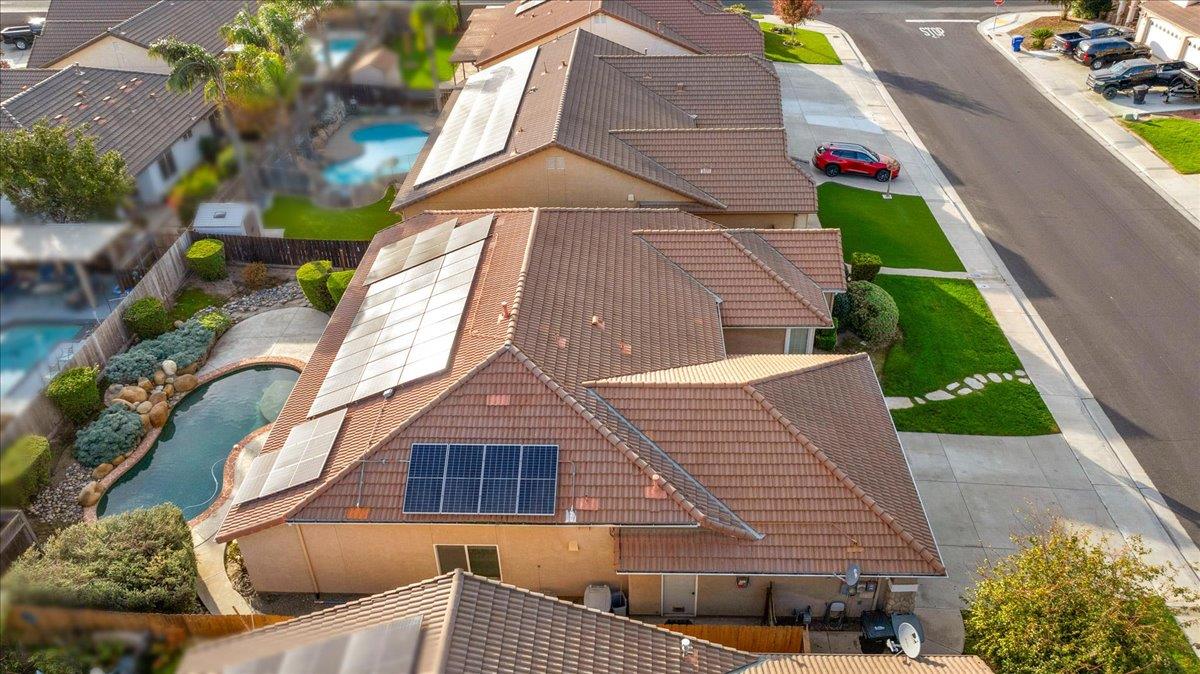 1947 Hampton, Hanford, CA 93230