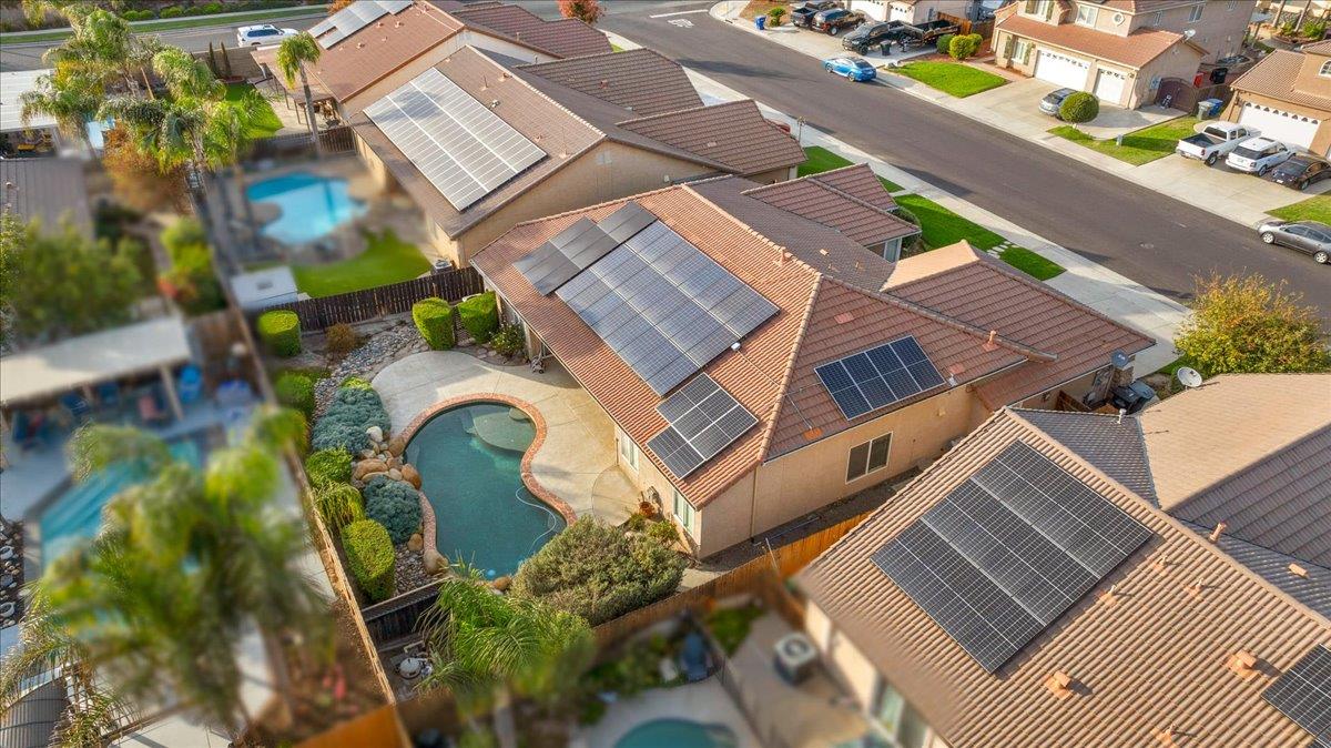 1947 Hampton, Hanford, CA 93230