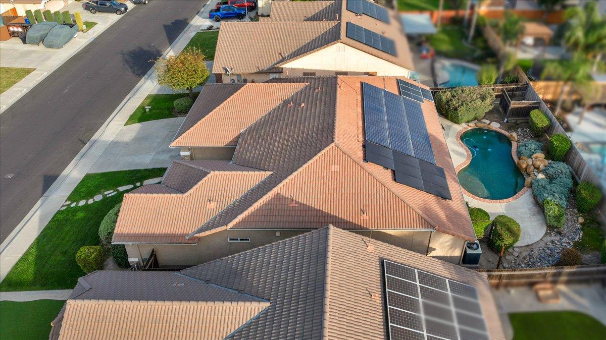 1947 Hampton, Hanford, CA 93230