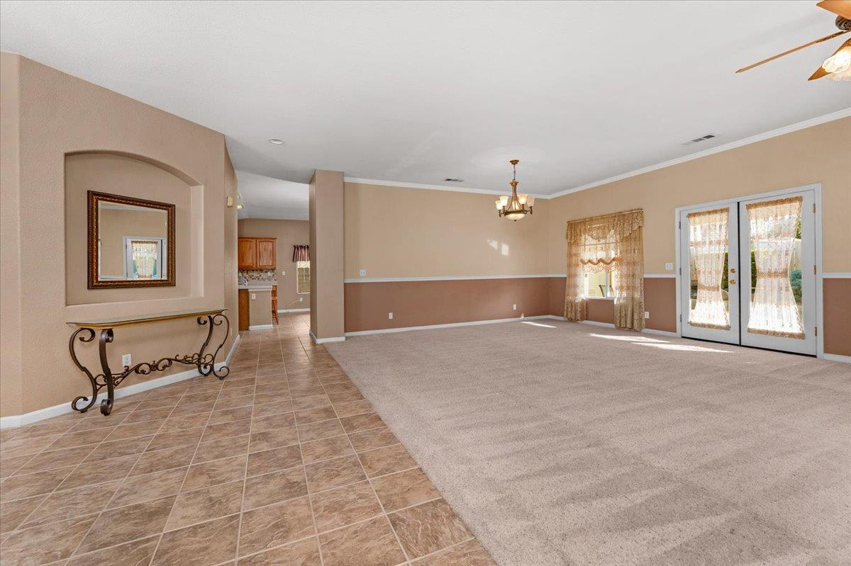 1947 Hampton, Hanford, CA 93230