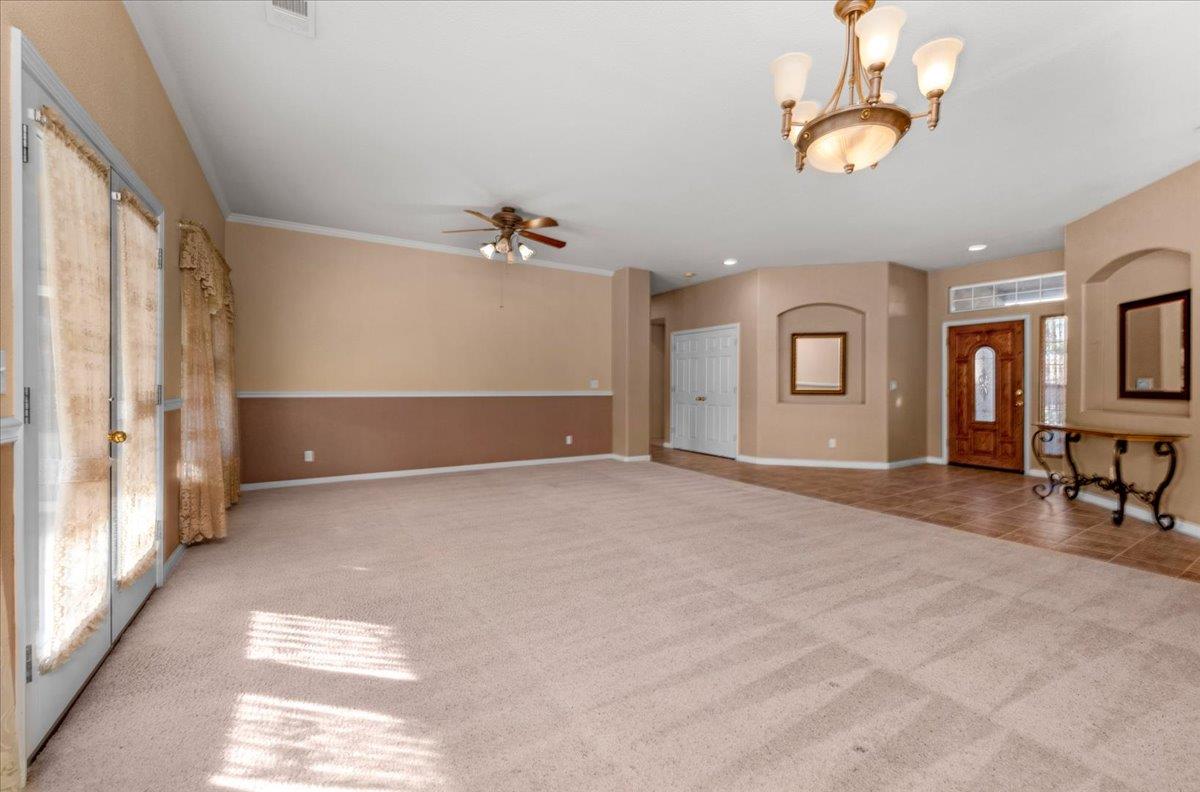 1947 Hampton, Hanford, CA 93230