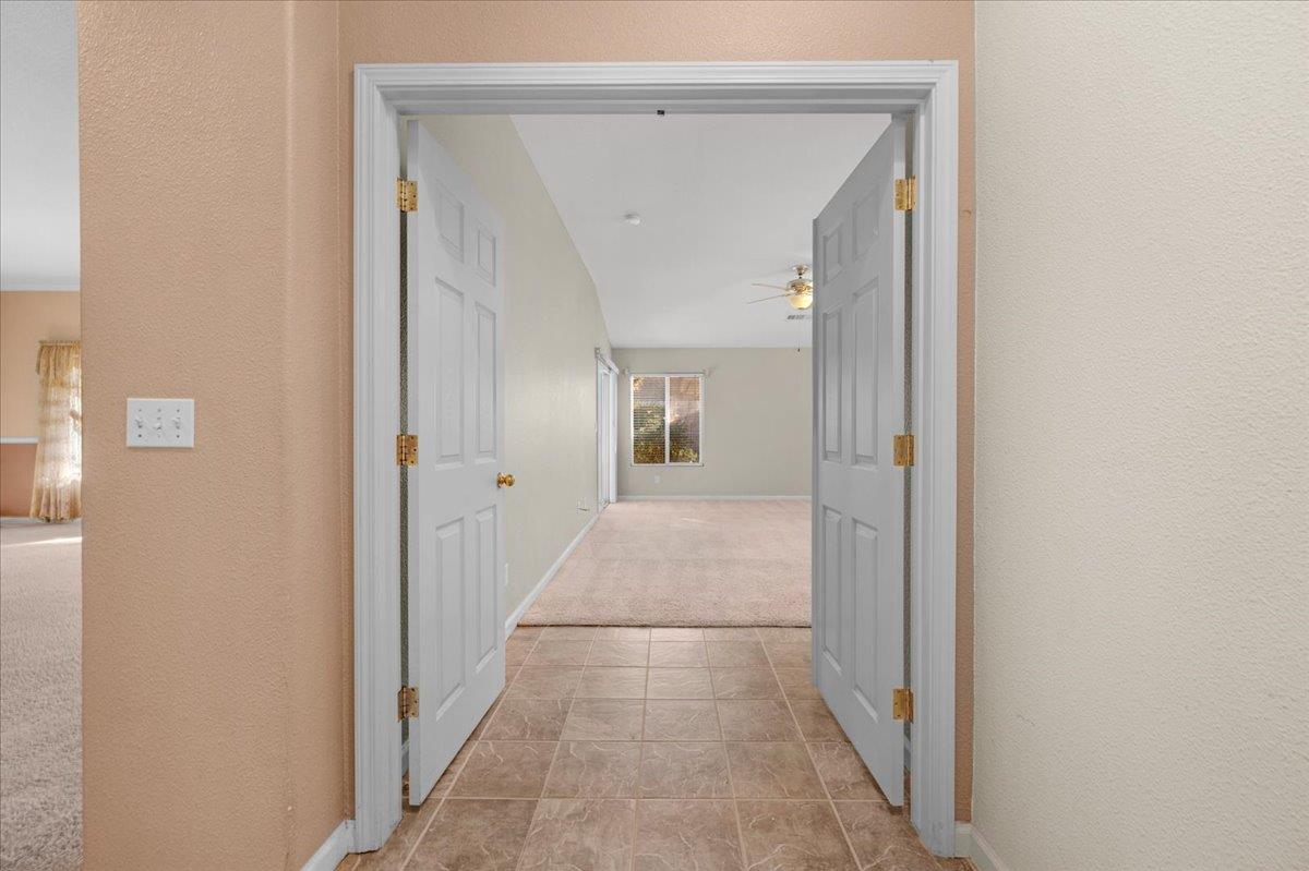 1947 Hampton, Hanford, CA 93230