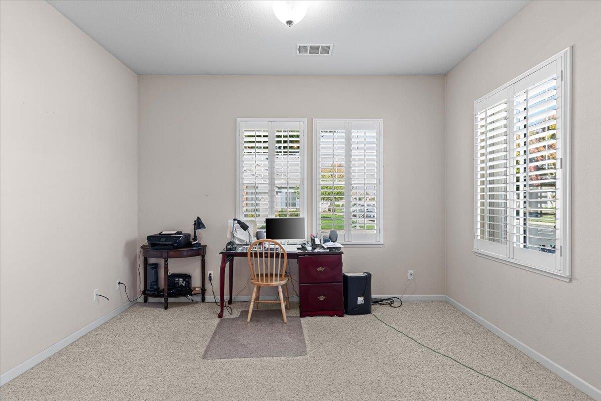 1665 Windy Cove Ln, Ripon, CA 95366