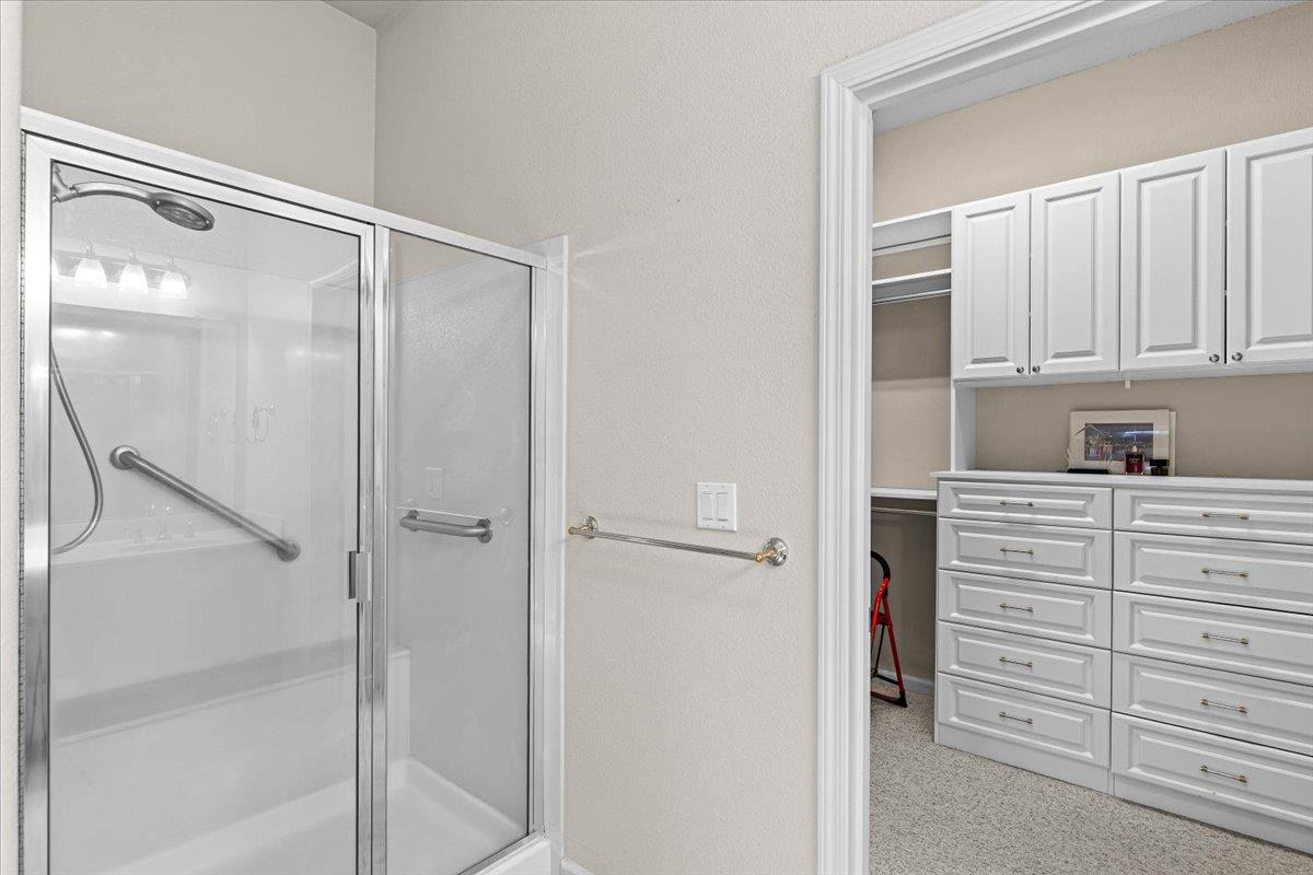 1665 Windy Cove Ln, Ripon, CA 95366