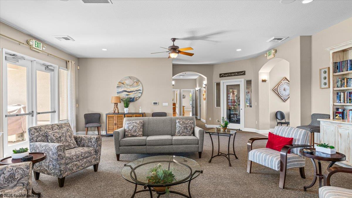 1665 Windy Cove Ln, Ripon, CA 95366