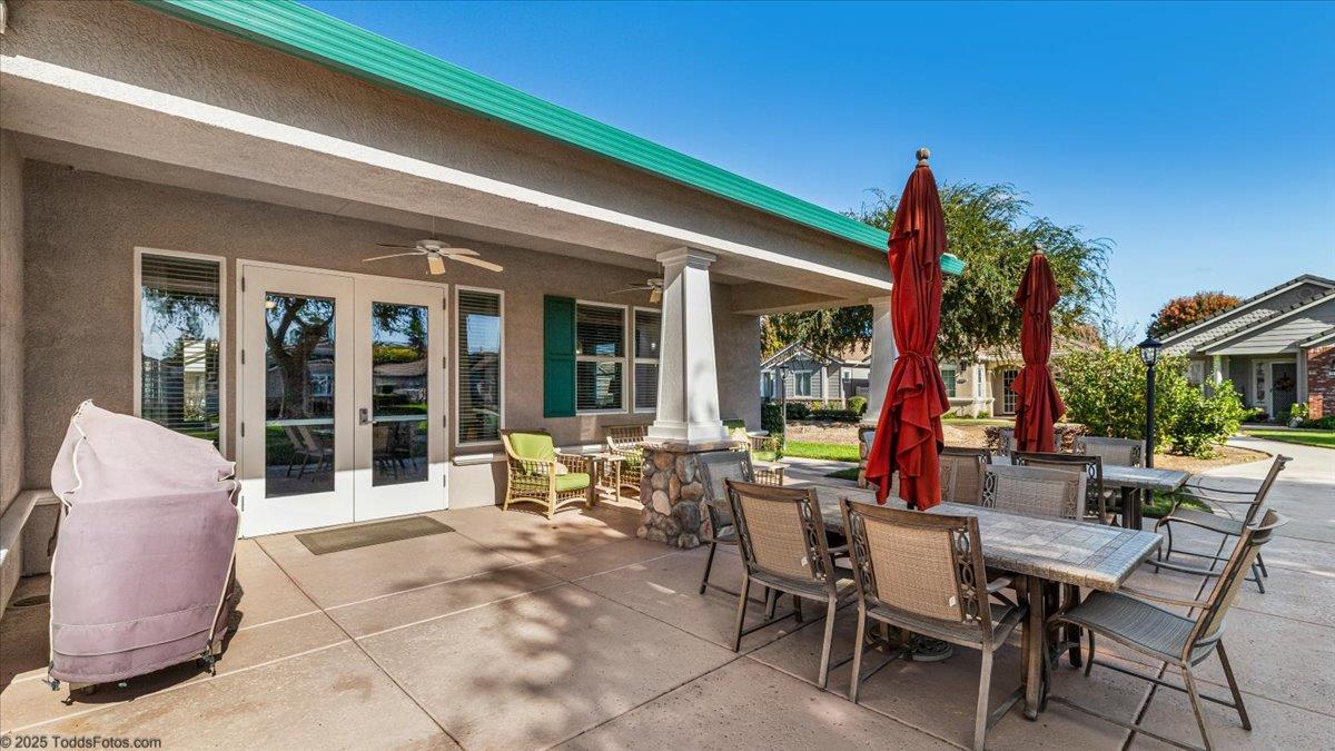 1665 Windy Cove Ln, Ripon, CA 95366