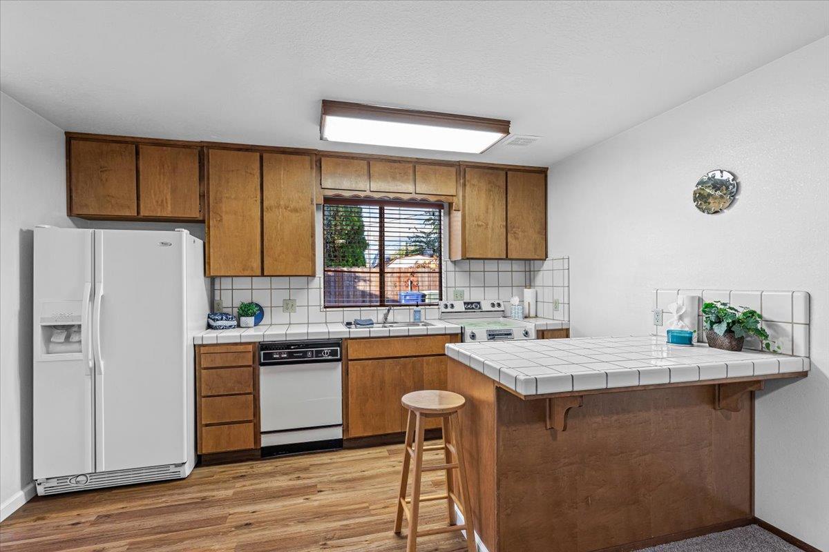 232 Fusco Ave, Modesto, CA 95354